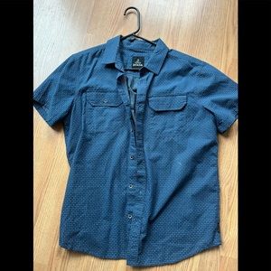 Prana mens button up short sleeve. Size Medium